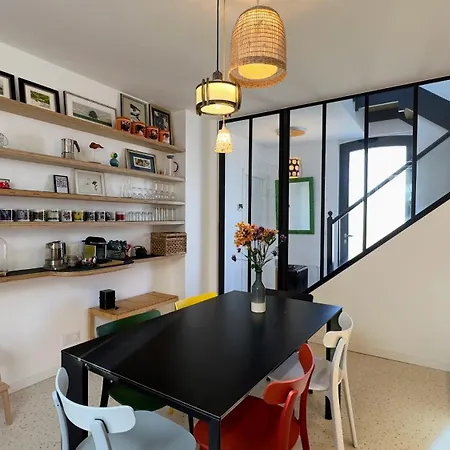 L'ecole De La Guittiere Bed & Breakfast *