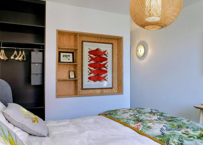 فندق مبيت وإفطار L'ecole De La Guittiere 3*