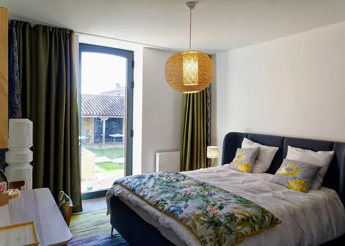 L'école De La Guittière Couette-café