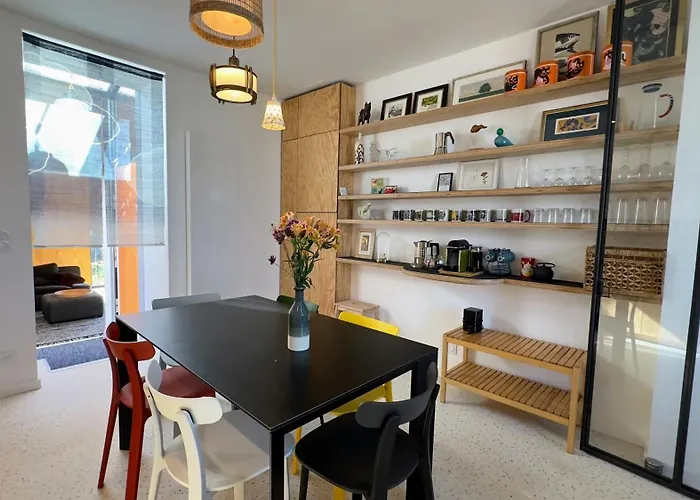 فندق مبيت وإفطار L'ecole De La Guittiere 3*